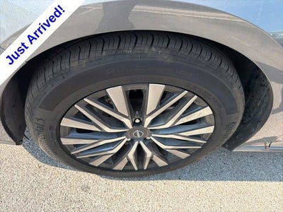 2024 Nissan Altima SV FWD