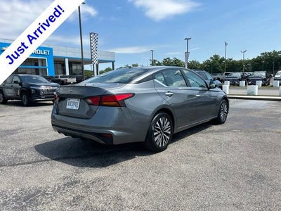 2025 Nissan Altima SV FWD