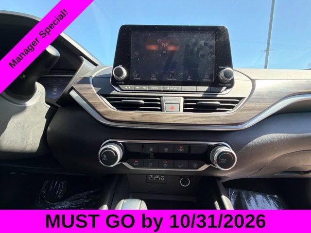 2025 Nissan Altima SV FWD