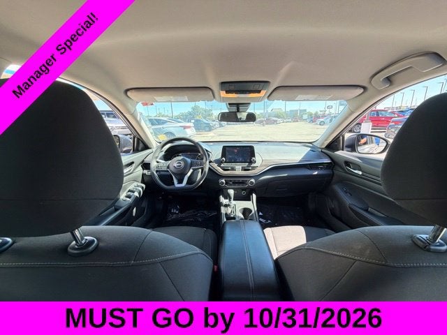 2025 Nissan Altima SV FWD