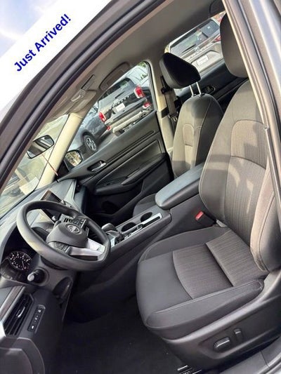2025 Nissan Altima SV FWD