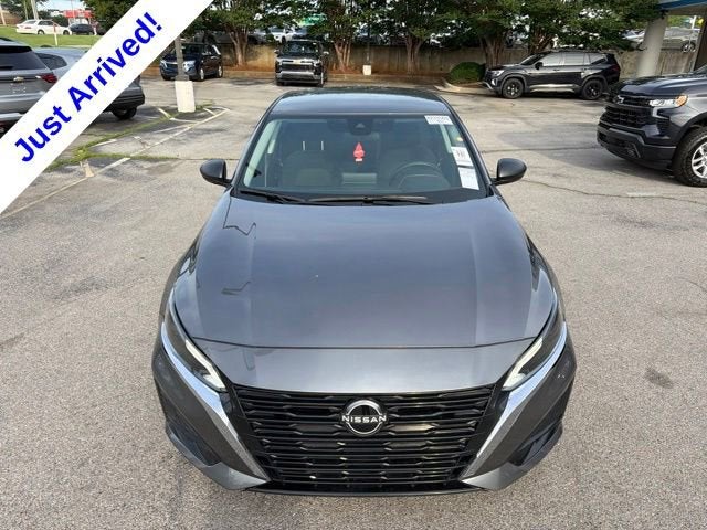 2025 Nissan Altima SV FWD