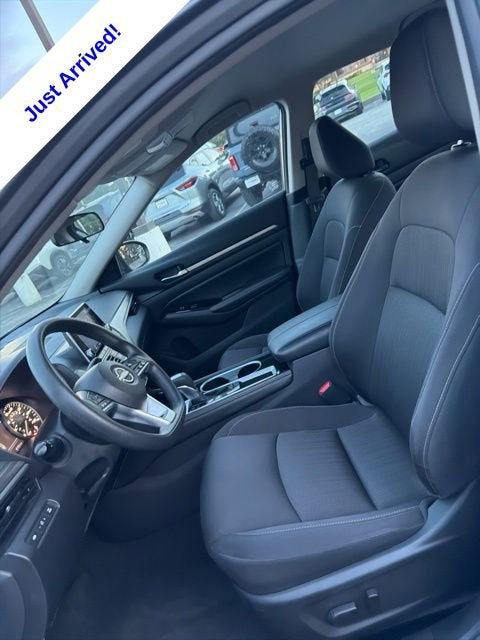 2023 Nissan Altima SV FWD
