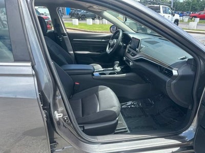 2023 Nissan Altima SV FWD