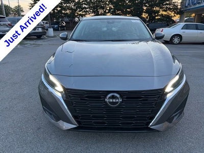 2023 Nissan Altima SV FWD
