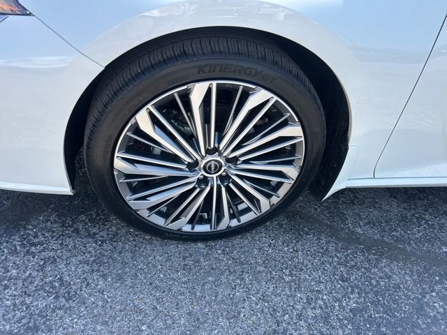 2025 Nissan Altima SL