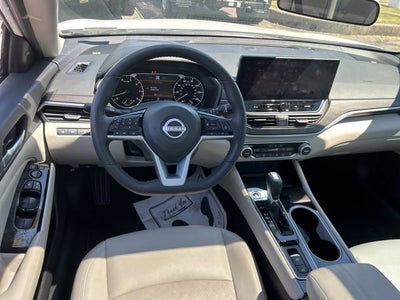 2025 Nissan Altima SL