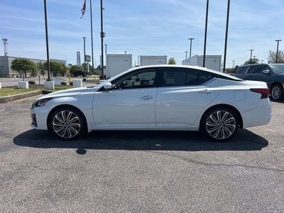 2025 Nissan Altima SL