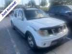 2005 Nissan Frontier 2WD LE