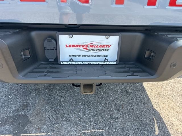 2023 Nissan Frontier Crew Cab PRO-X 4x2