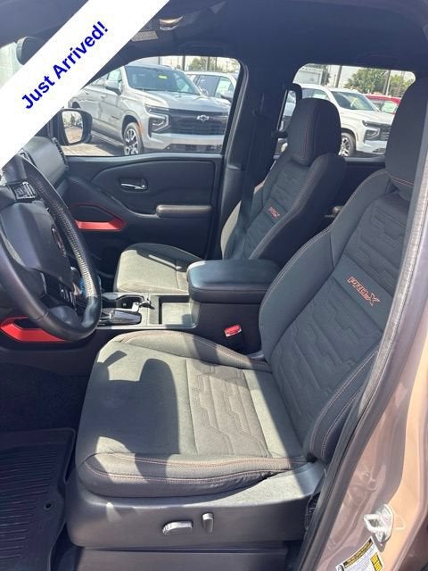 2023 Nissan Frontier Crew Cab PRO-X 4x2