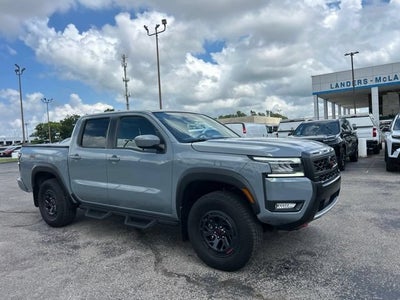 2025 Nissan Frontier Crew Cab PRO-4X 4x4