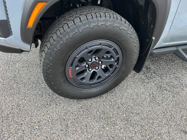 2025 Nissan Frontier Crew Cab PRO-4X 4x4