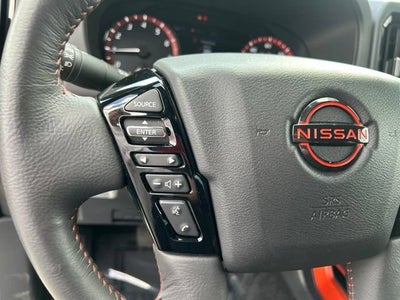 2025 Nissan Frontier Crew Cab PRO-4X 4x4
