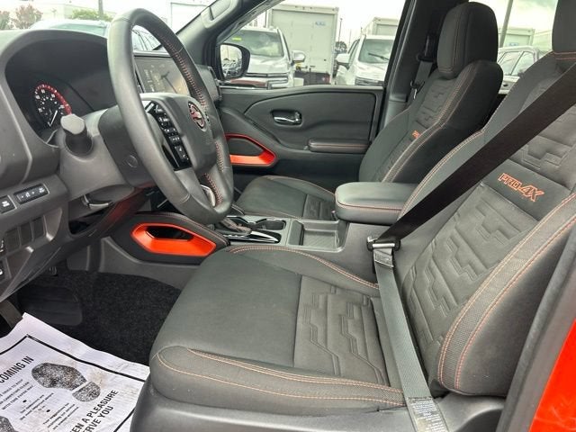 2025 Nissan Frontier Crew Cab PRO-4X 4x4