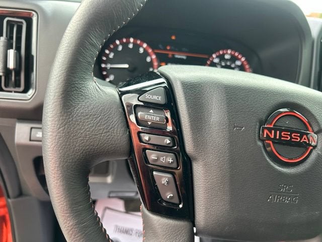 2025 Nissan Frontier Crew Cab PRO-4X 4x4