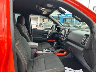 2025 Nissan Frontier Crew Cab PRO-4X 4x4