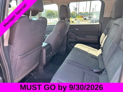 2022 Nissan Frontier Crew Cab SV 4x4