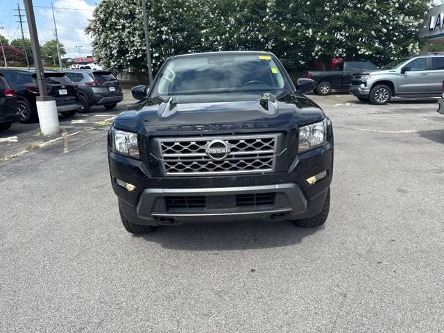 2022 Nissan Frontier Crew Cab SV 4x4
