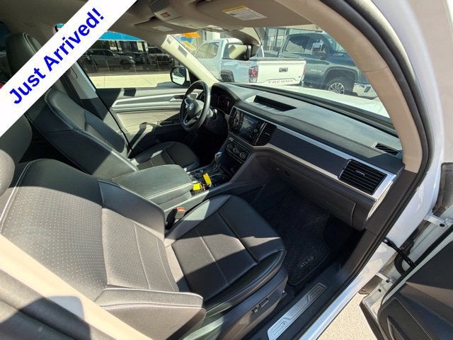2022 Volkswagen Atlas 3.6L V6 SEL R-Line