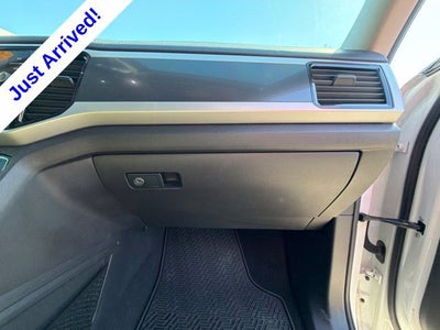 2022 Volkswagen Atlas 3.6L V6 SEL R-Line