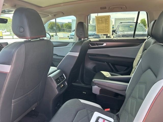 2024 Volkswagen Atlas 2.0T Peak Edition SE w/Technology