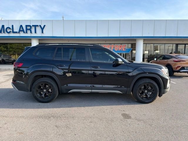 2025 Volkswagen Atlas 2.0T Peak Edition
