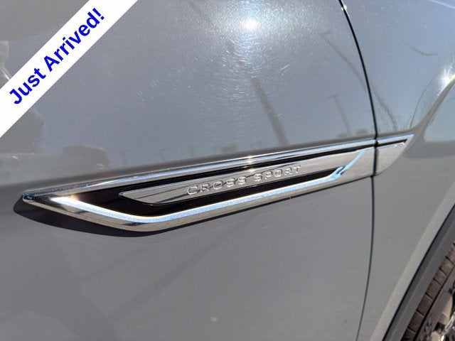 2021 Volkswagen Atlas Cross Sport 2.0T SE w/Technology