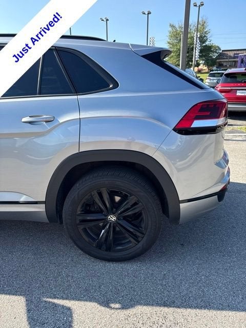 2023 Volkswagen Atlas Cross Sport 3.6L V6 SEL R-Line Black