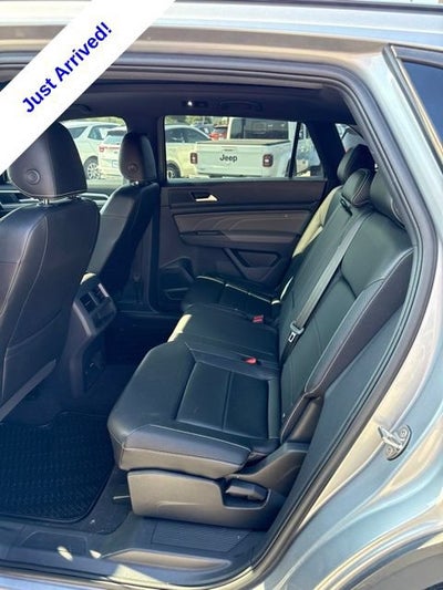2023 Volkswagen Atlas Cross Sport 3.6L V6 SEL R-Line Black