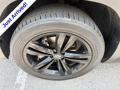 2023 Volkswagen Atlas 3.6L V6 SEL R-Line Black