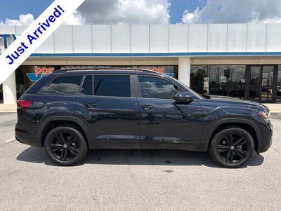2023 Volkswagen Atlas 3.6L V6 SEL R-Line Black