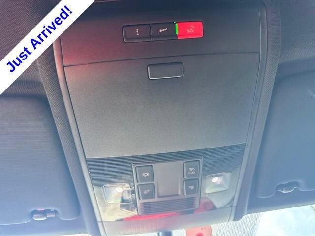 2021 Volkswagen Atlas Cross Sport 2.0T SE w/Technology