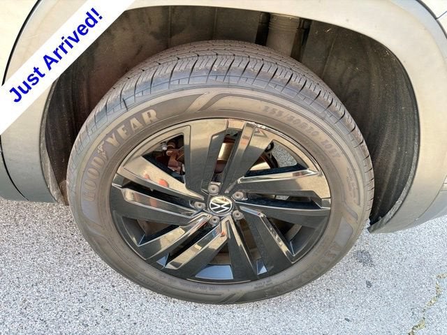 2021 Volkswagen Atlas Cross Sport 2.0T SE w/Technology