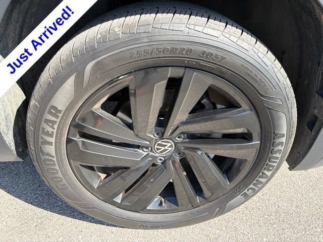 2021 Volkswagen Atlas Cross Sport 2.0T SE w/Technology