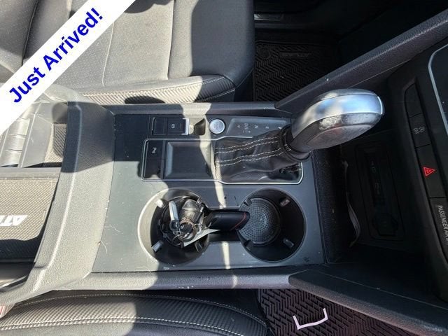 2021 Volkswagen Atlas Cross Sport 2.0T SE w/Technology