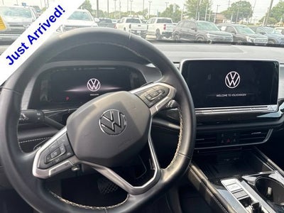 2025 Volkswagen Atlas Cross Sport 2.0T SE w/Technology