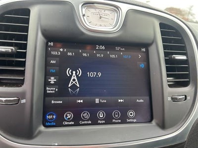 2021 Chrysler 300 Touring L