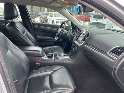 2021 Chrysler 300 Touring L