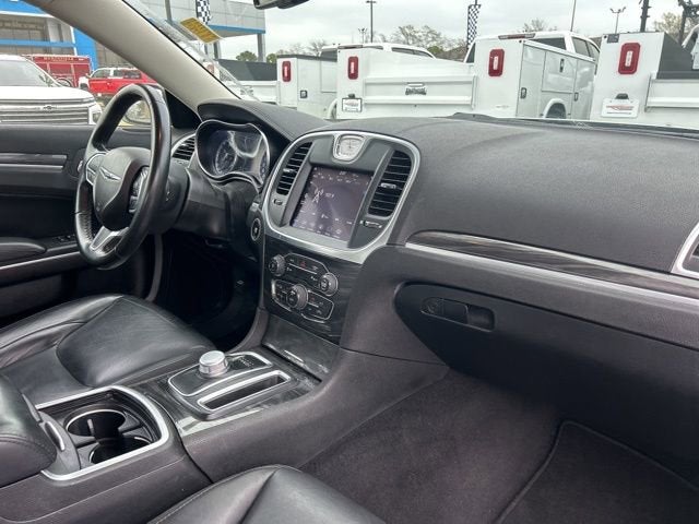 2021 Chrysler 300 Touring L