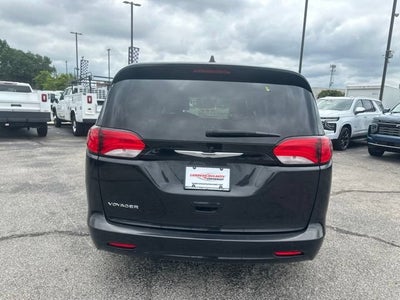 2023 Chrysler Voyager LX