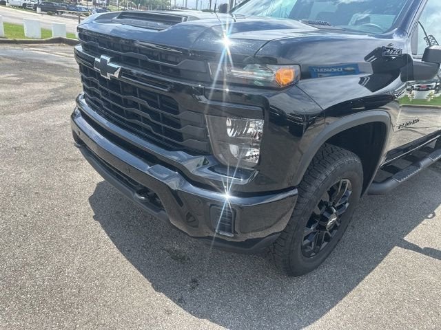 2026 Chevrolet Silverado 2500 HD Custom - Photo 9