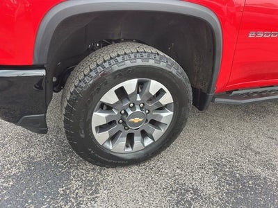 2024 Chevrolet Silverado 2500 HD Custom