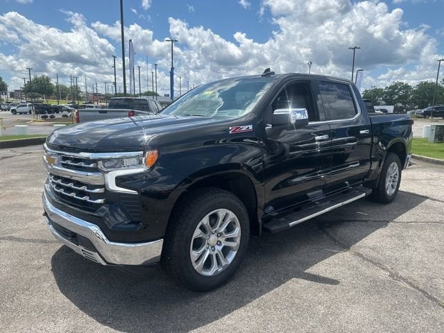 2025 Chevrolet Silverado 1500 LTZ