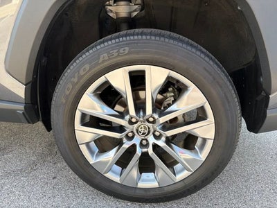 2022 Toyota RAV4 XLE Premium