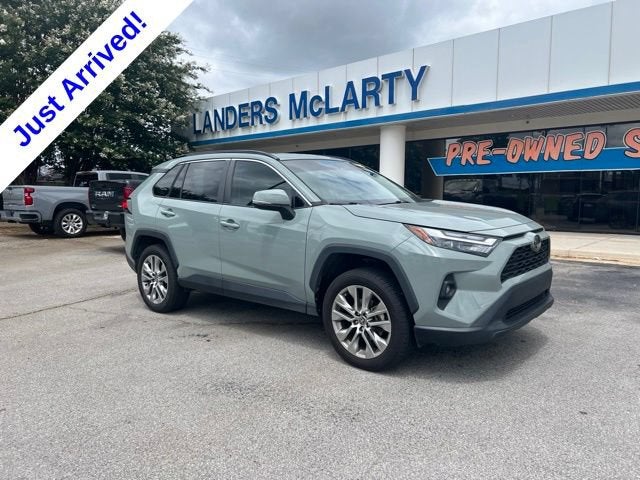 2022 Toyota RAV4 XLE Premium