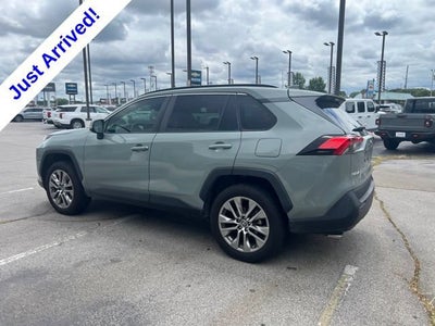 2022 Toyota RAV4 XLE Premium