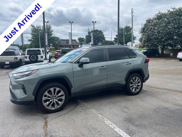 2022 Toyota RAV4 XLE Premium