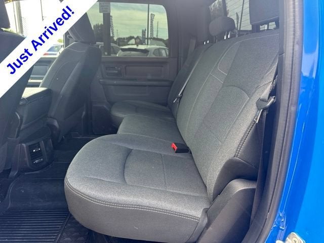 2021 RAM 3500 Tradesman Crew Cab 4x4 6'4" Box