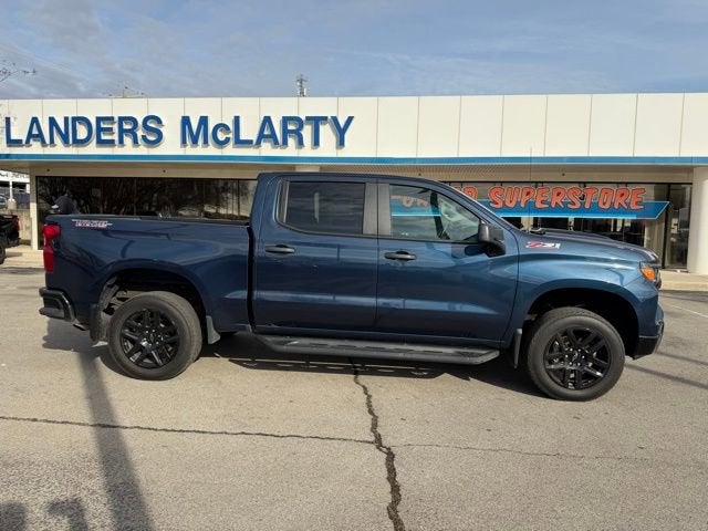 2022 Chevrolet Silverado 1500 Custom Trail Boss